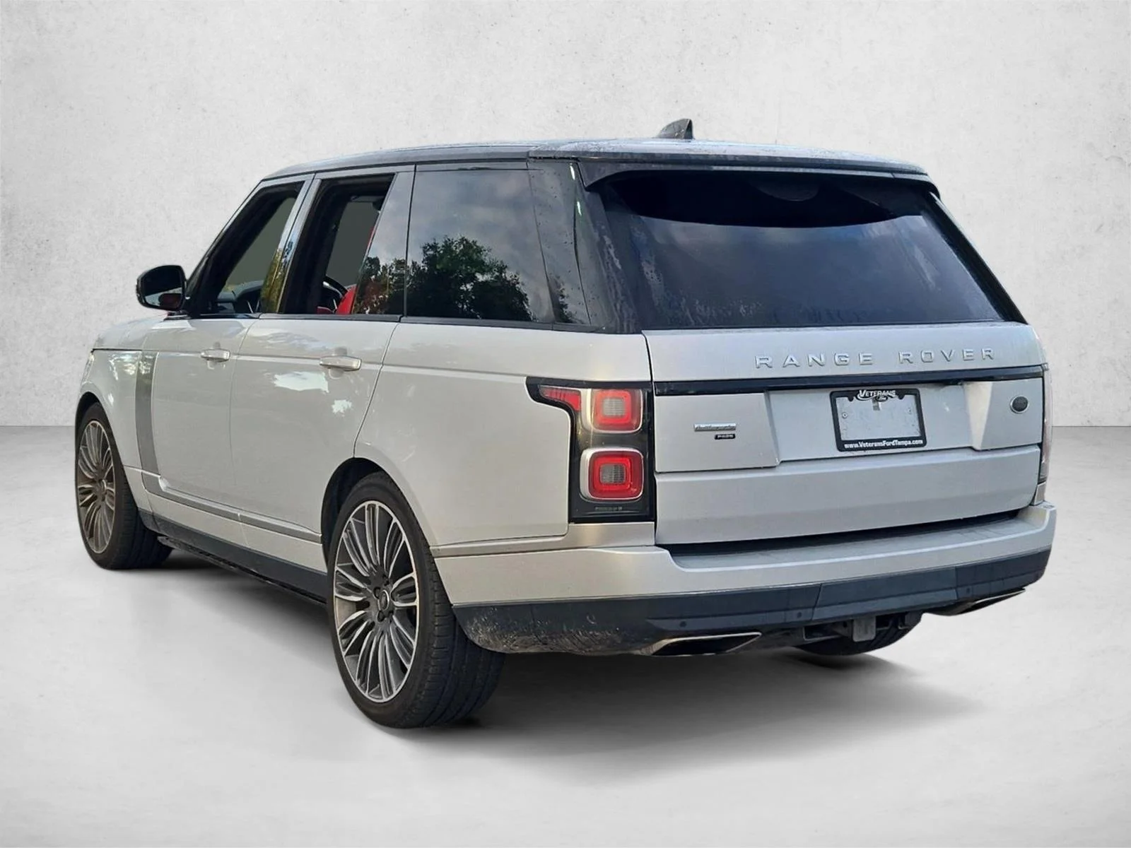 Used 2020 Fuji White Land Rover Autobiography image 7