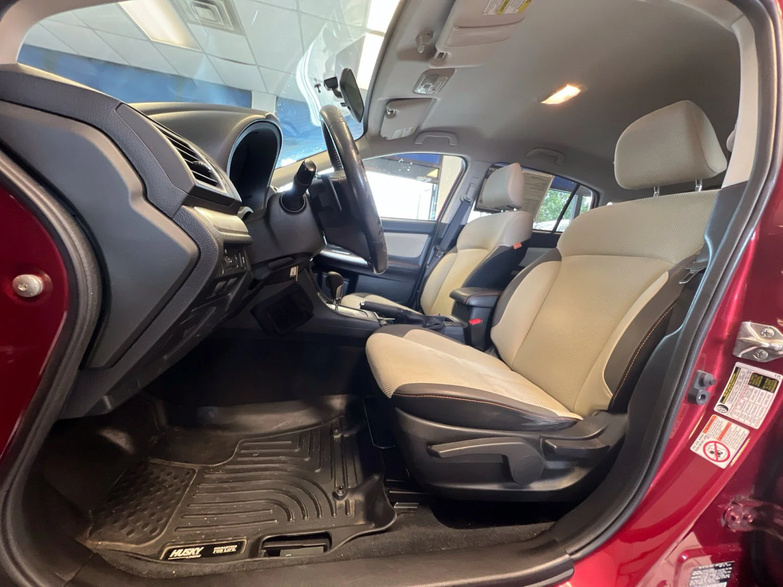 Used 2016 Venetian Red Pearl Subaru 2.0i Premium image 9