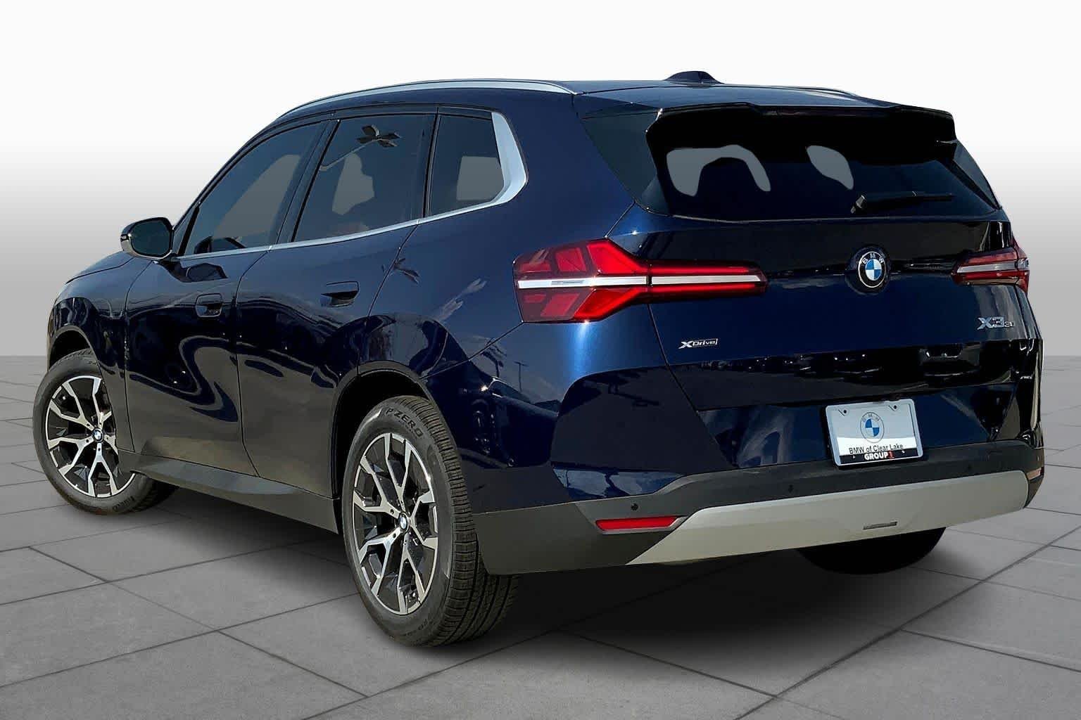 2026 BMW X3 30 - Photo 12