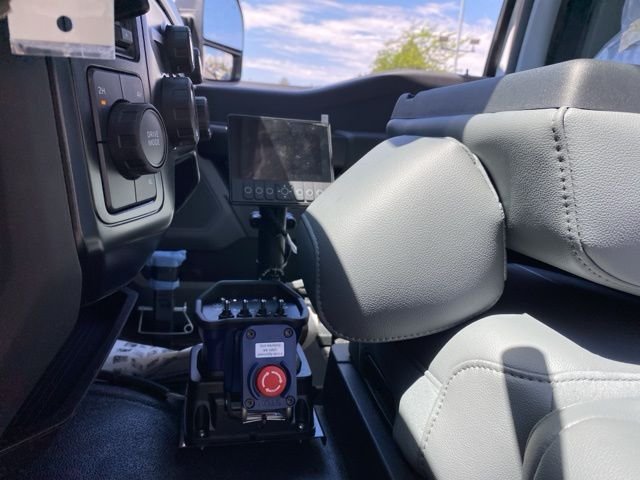 2025 Ford F-600 Super Duty Chassis Cab XL - Photo 15