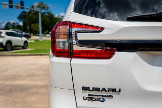 New 2026 Crystal White Pearl Subaru Onyx Edition Touring image 16