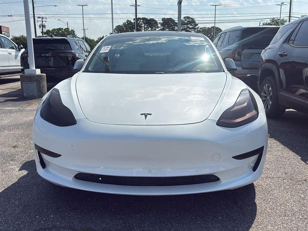 Used 2020 Pearl White Multi-Coat Tesla Standard Range image 2