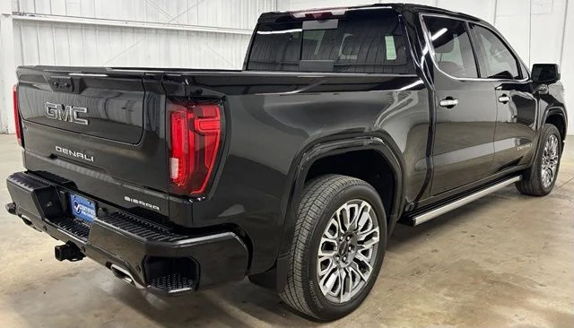 Used 2026 Black GMC Denali Ultimate image 6