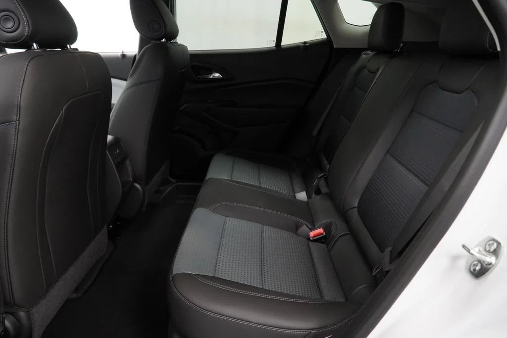 New 2026 Summit White Chevrolet LT image 11