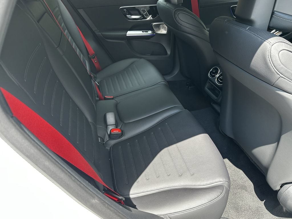 New 2027 MANUFAKTUR Moonlight White Metallic Mercedes-Benz AMG® GLC 53 image 54
