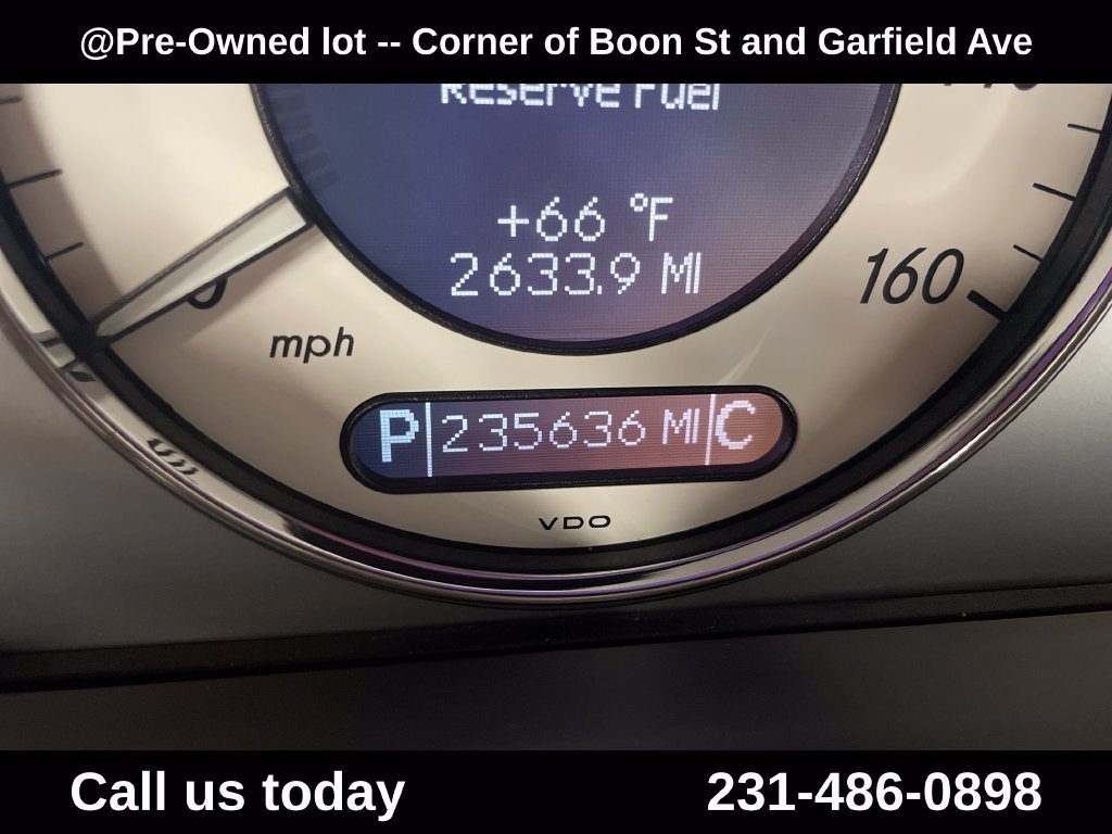 Used 2008  Mercedes-Benz E 350 image 25