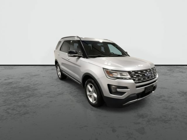Used 2016 Ford Explorer XLT with VIN 1FM5K8D82GGA94619 for sale in Davenport, IA
