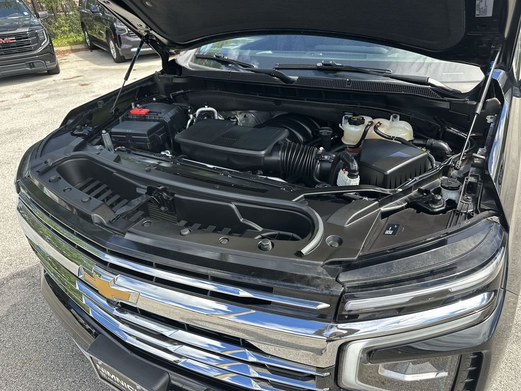 2025 Chevrolet Tahoe LT - Photo 30