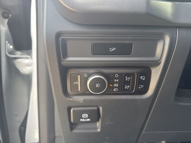 New 2026 Oxford White Ford XLT image 19