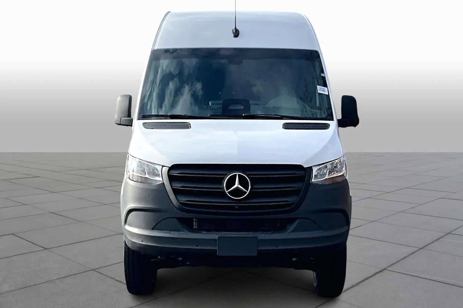 New 2026 Arctic White Mercedes-Benz  image 2