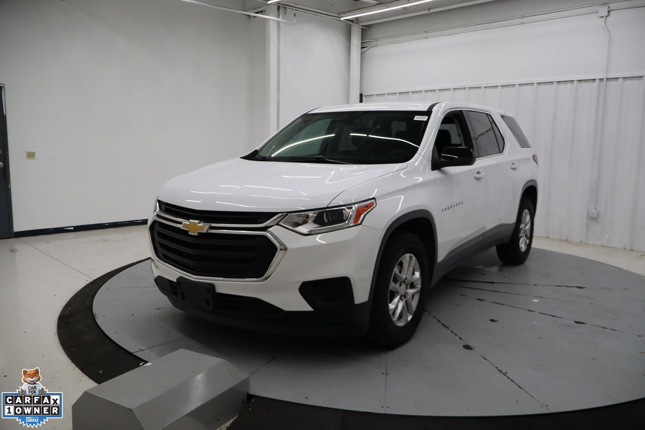 Used 2021 White Chevrolet LS image 8