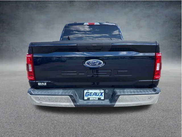 Used 2023 Blue Ford XLT image 7
