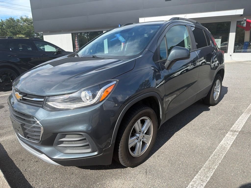 Used 2021 Gray Chevrolet LT image 1