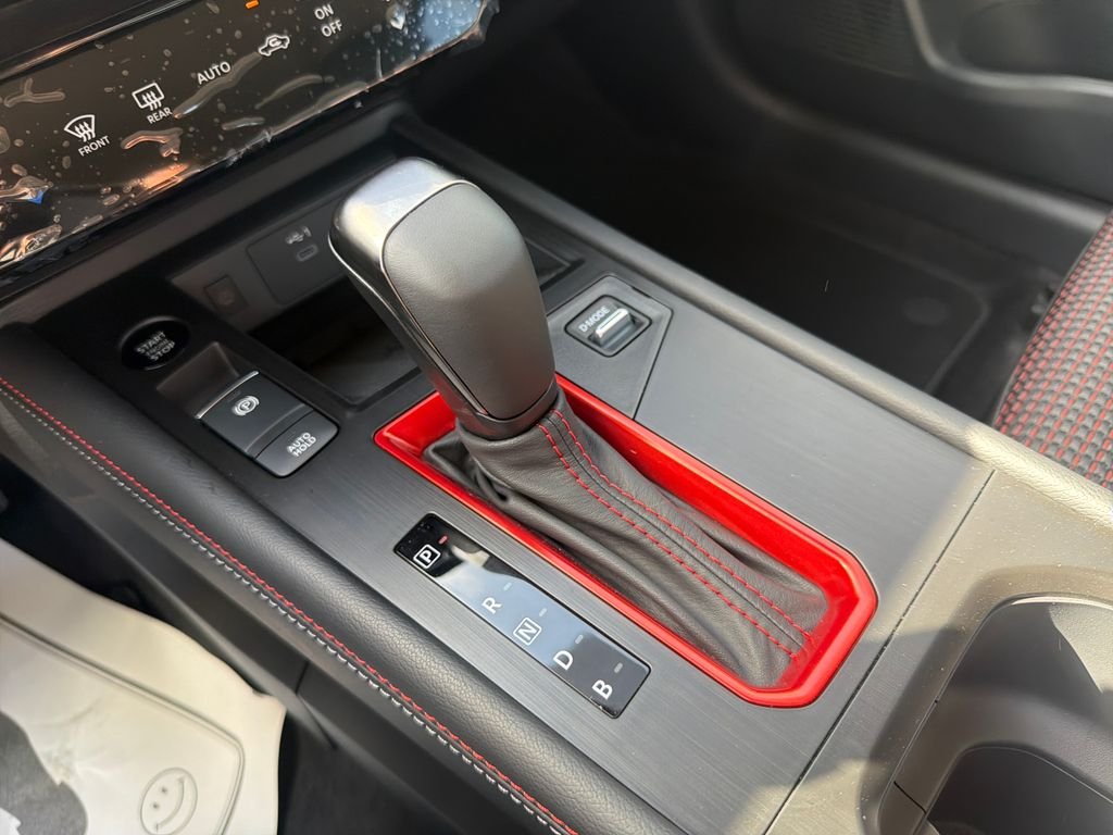 2026 Nissan KICKS SR - Photo 36