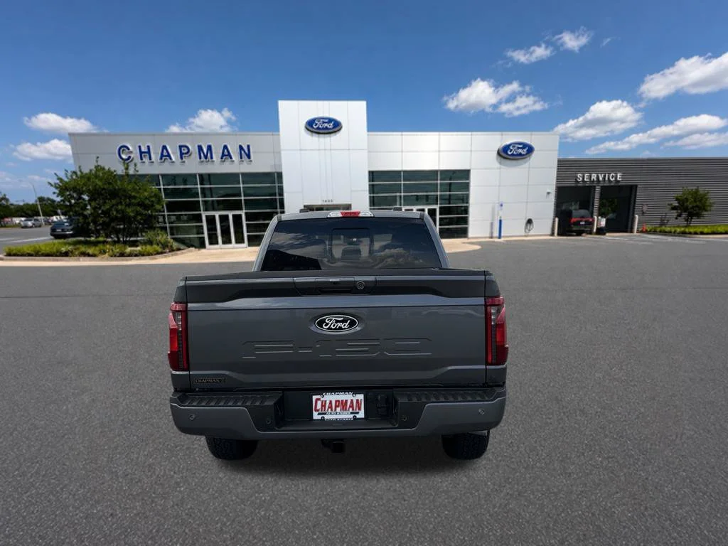 New 2026 Carbonized Gray Metallic Ford XLT image 19