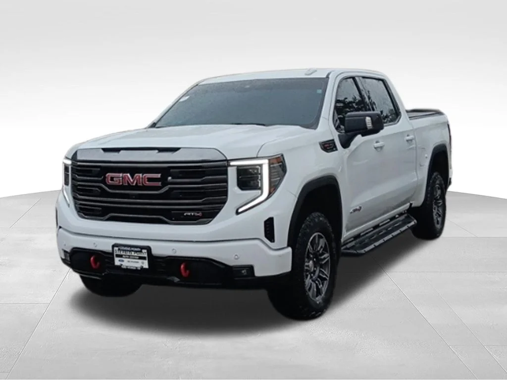 Used 2024 Summit White GMC AT4 image 3