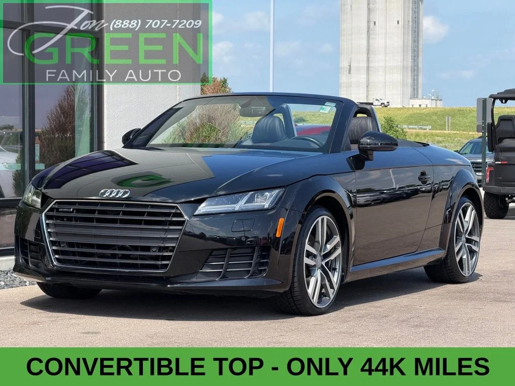 2016 Audi TT 2.0T quattro S tronic's photo