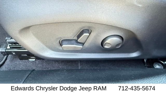 New 2026 Fathom Blue Pearl-Coat Exterior Paint Jeep Limited image 18