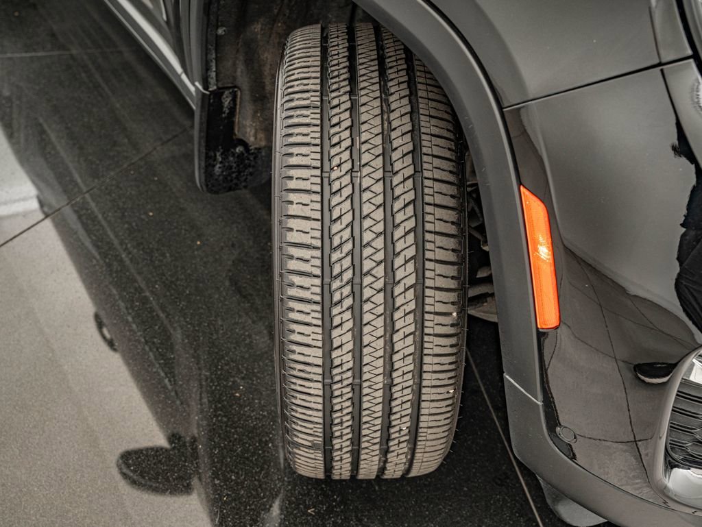 Used 2022 Diamond Black Crystal Pearlcoat Jeep 4xe image 42