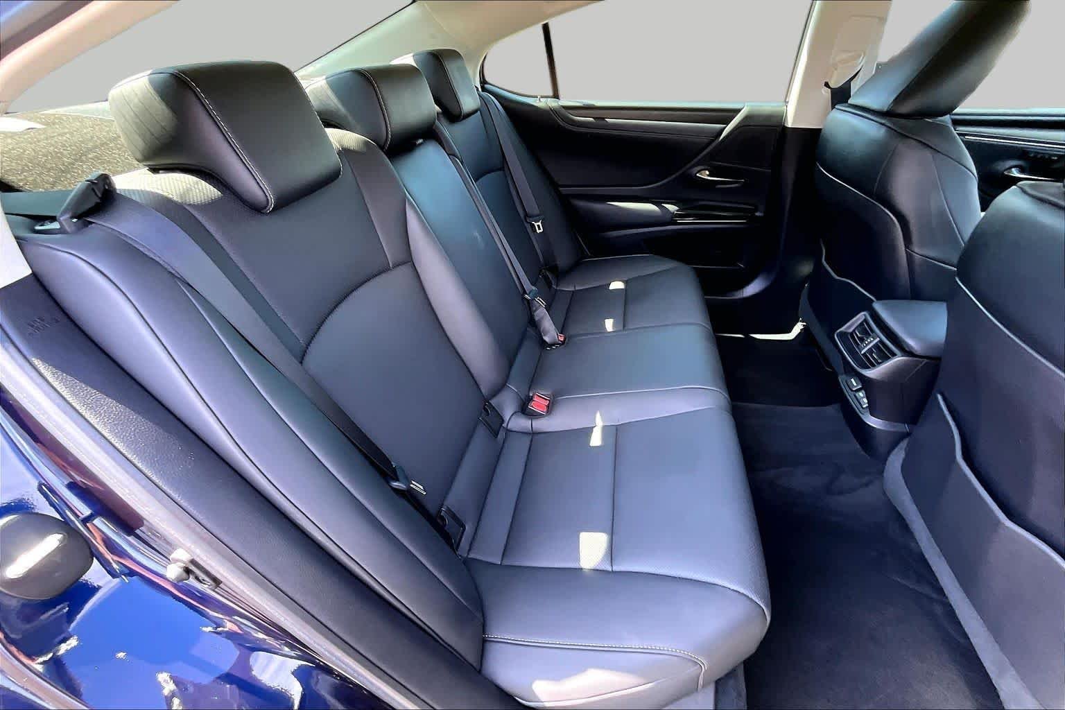 Certified Used 2022 Nightfall Mica Lexus  image 19