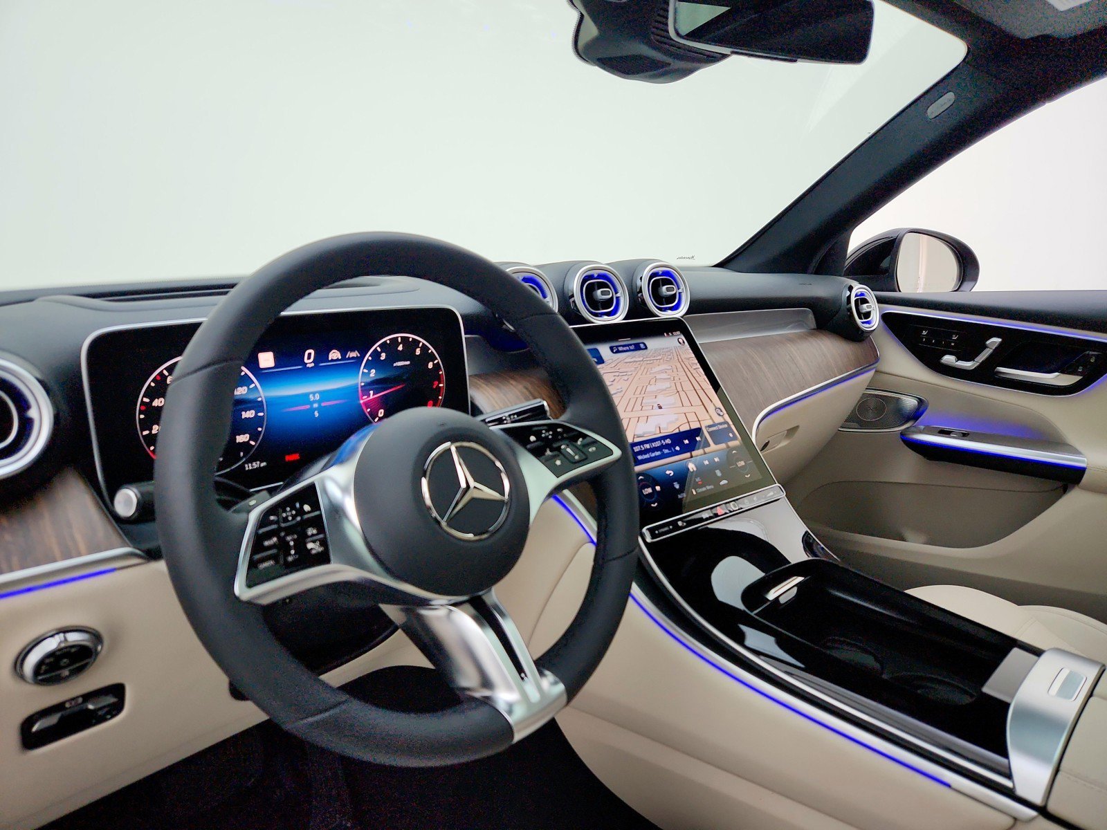 New 2026 Black Mercedes-Benz GLC 300 SUV image 37