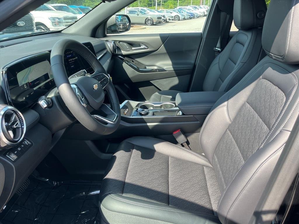 New 2026 Mosaic Black Metallic Chevrolet LT image 25