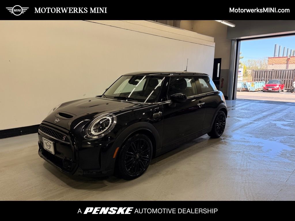 2023 MINI 3 Door S