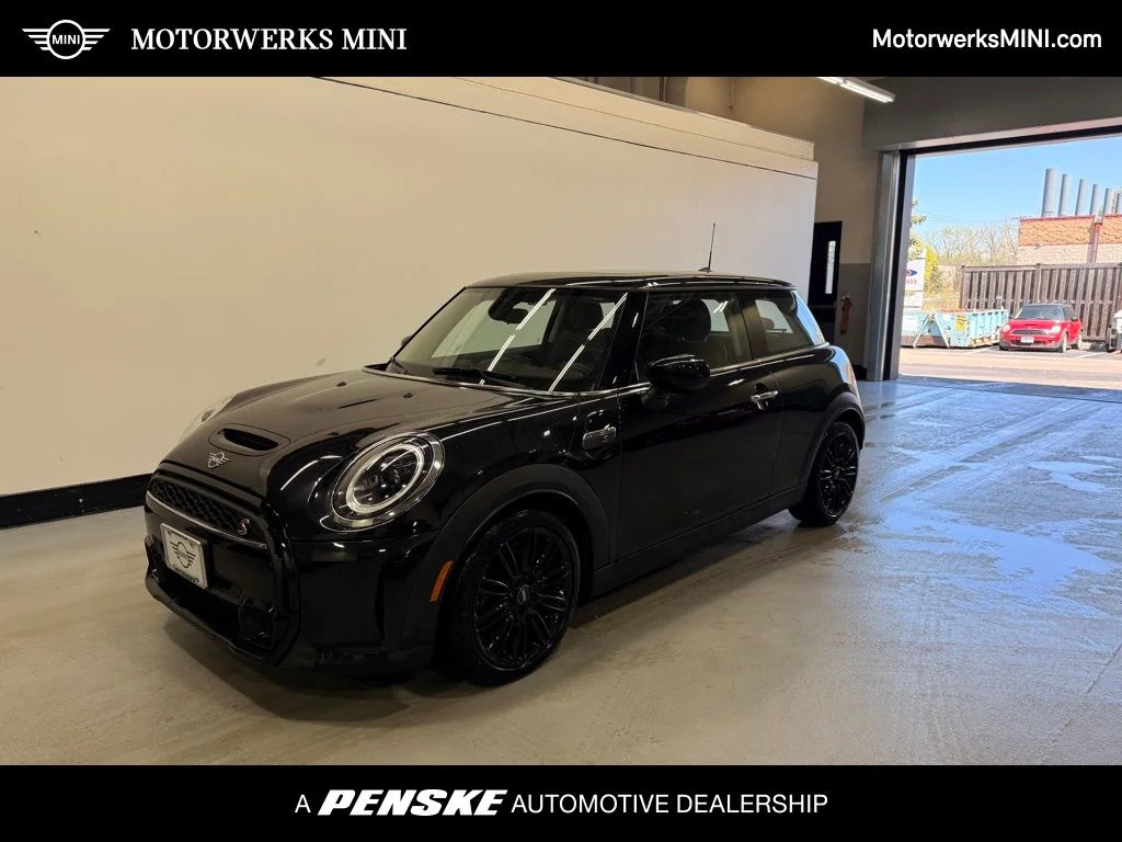 2023 MINI 3 Door
