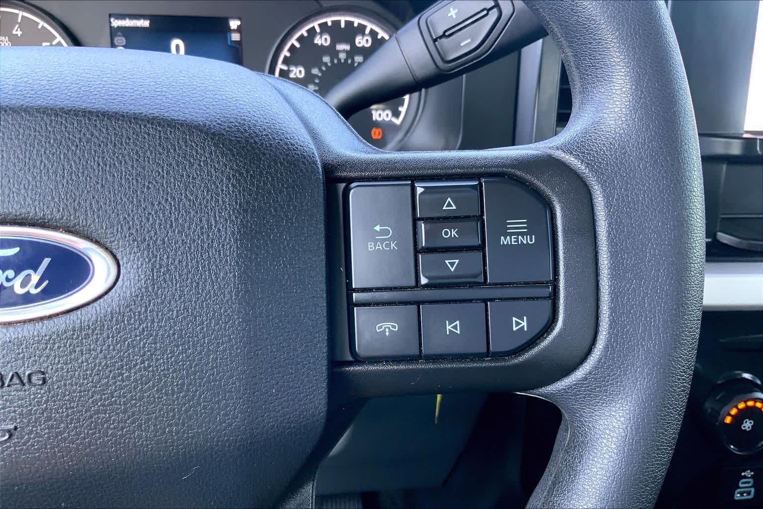 Used 2025 White Ford XL image 25