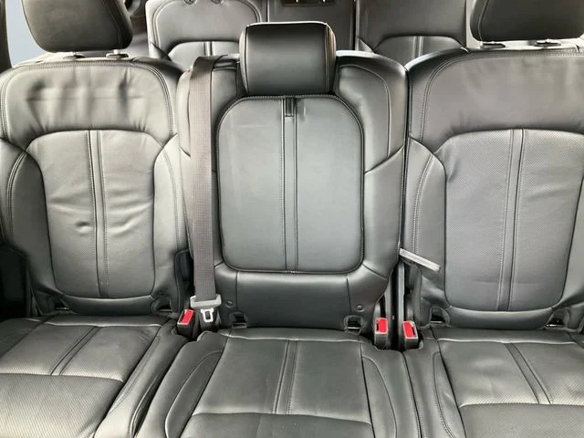 Used 2022 Diamond Black Jeep Series II image 13