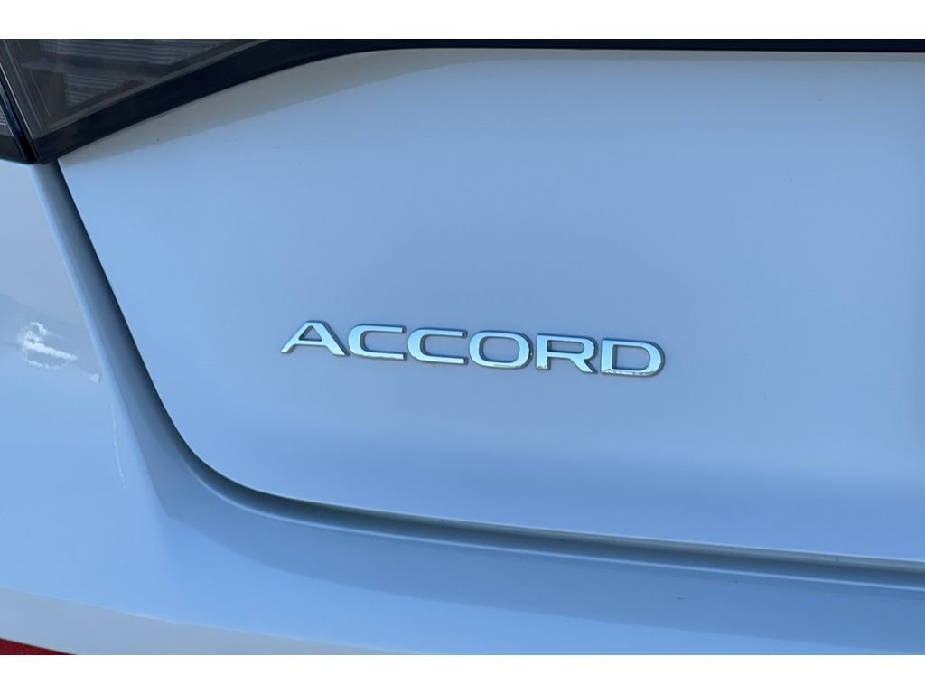 Used 2026 Platinum White Pearl Honda EX-L image 50