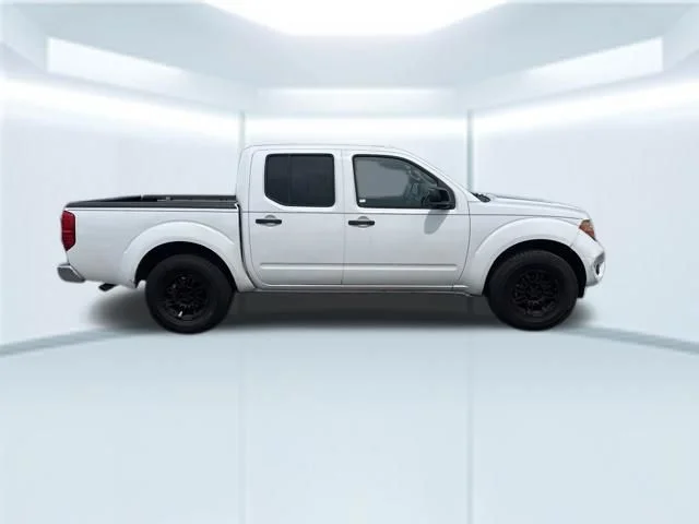 Used 2012 White Nissan SV image 5