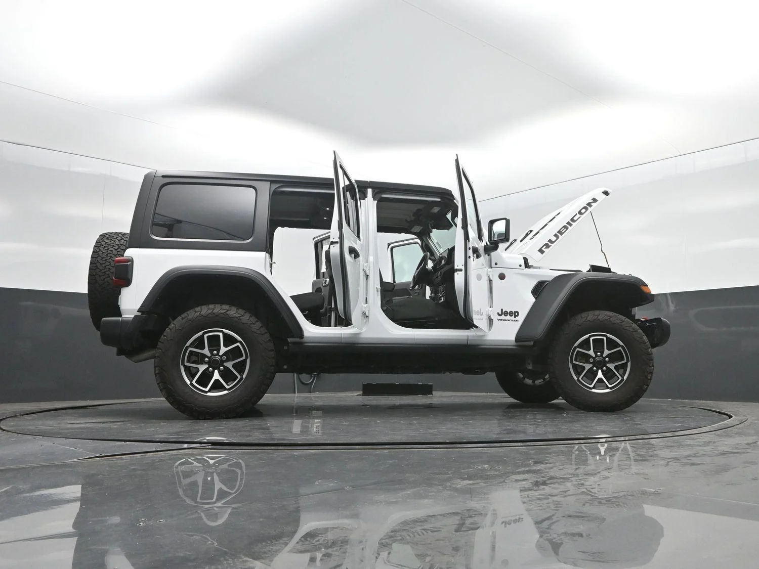 Used 2024 Bright White Jeep Rubicon image 47