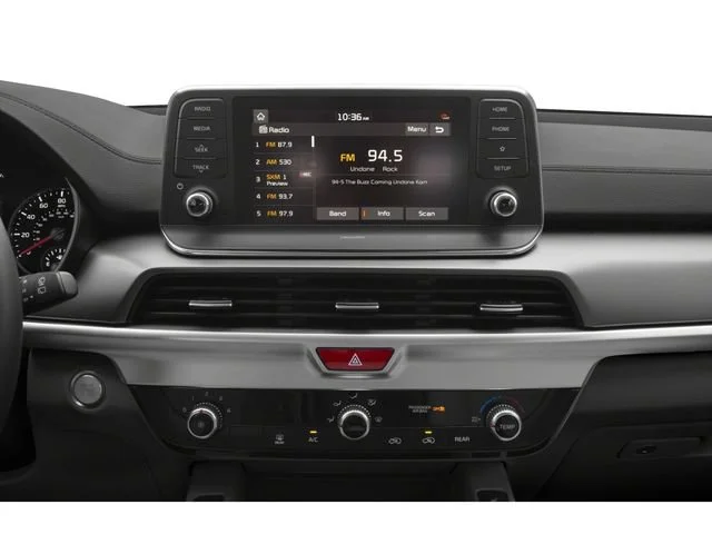 Used 2020 Snow White Pearl Kia S image 7