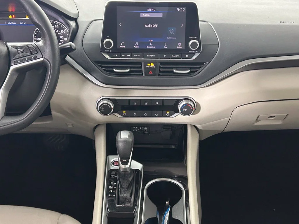 Used 2021 Nissan Altima SV with VIN 1N4BL4DV4MN310406 for sale in Elk River, MN