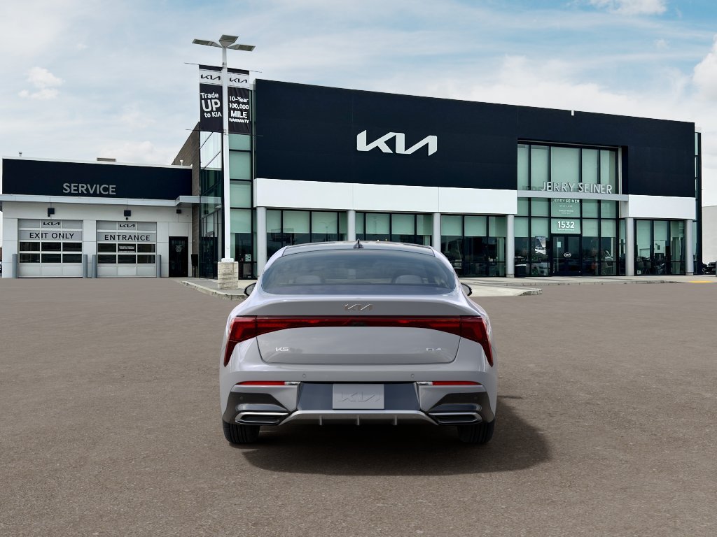 New 2027 Wolf Gray Kia GT-Line image 5