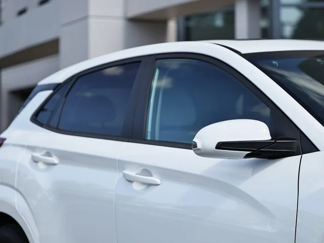 Used 2023 Lunar White Hyundai SEL image 3