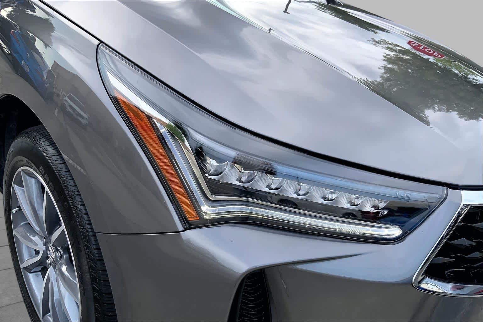 Used 2024 Liquid Carbon Metallic Acura w/Technology Package image 27