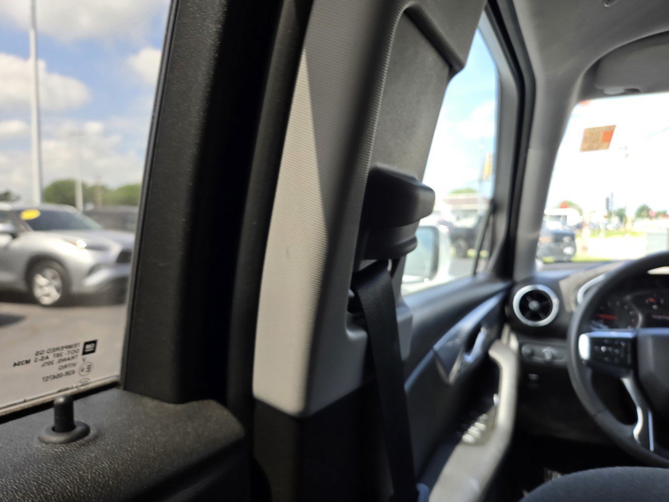 Used 2023 Summit White Chevrolet LT image 27