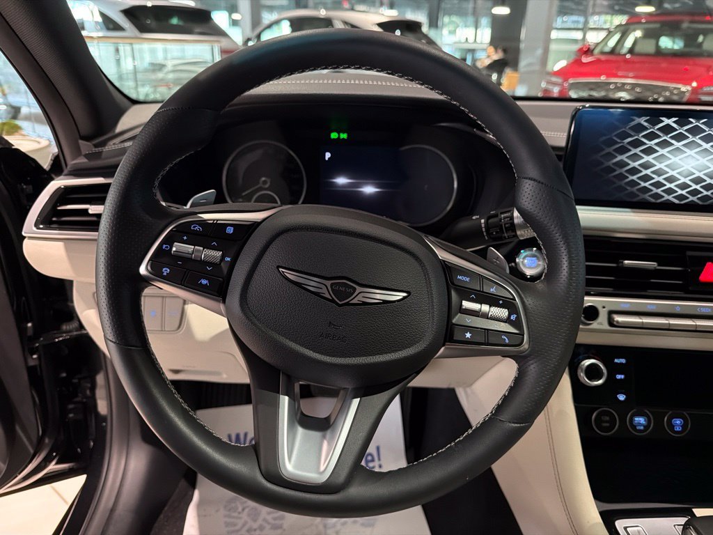 2026 GENESIS G70 Standard - Photo 12