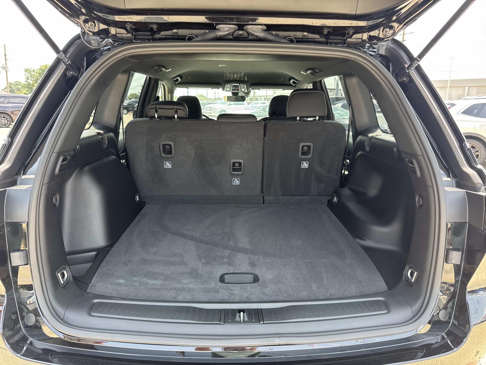 Used 2025 Black Jeep Laredo image 8