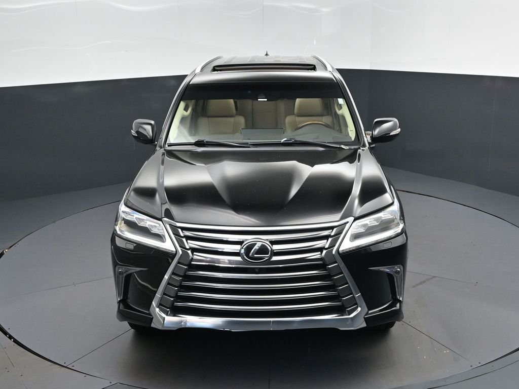 2017 Lexus LX 570 - Photo 39