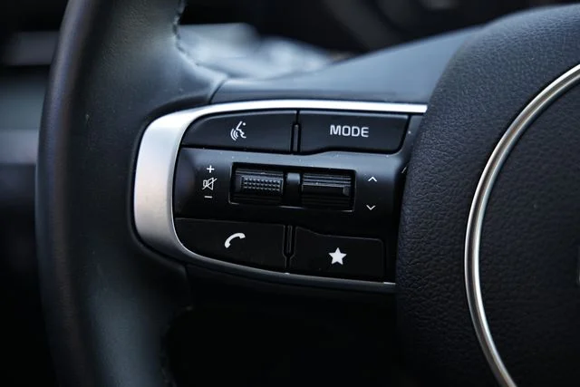 Used 2025 Interstellar Gray Kia EX image 33
