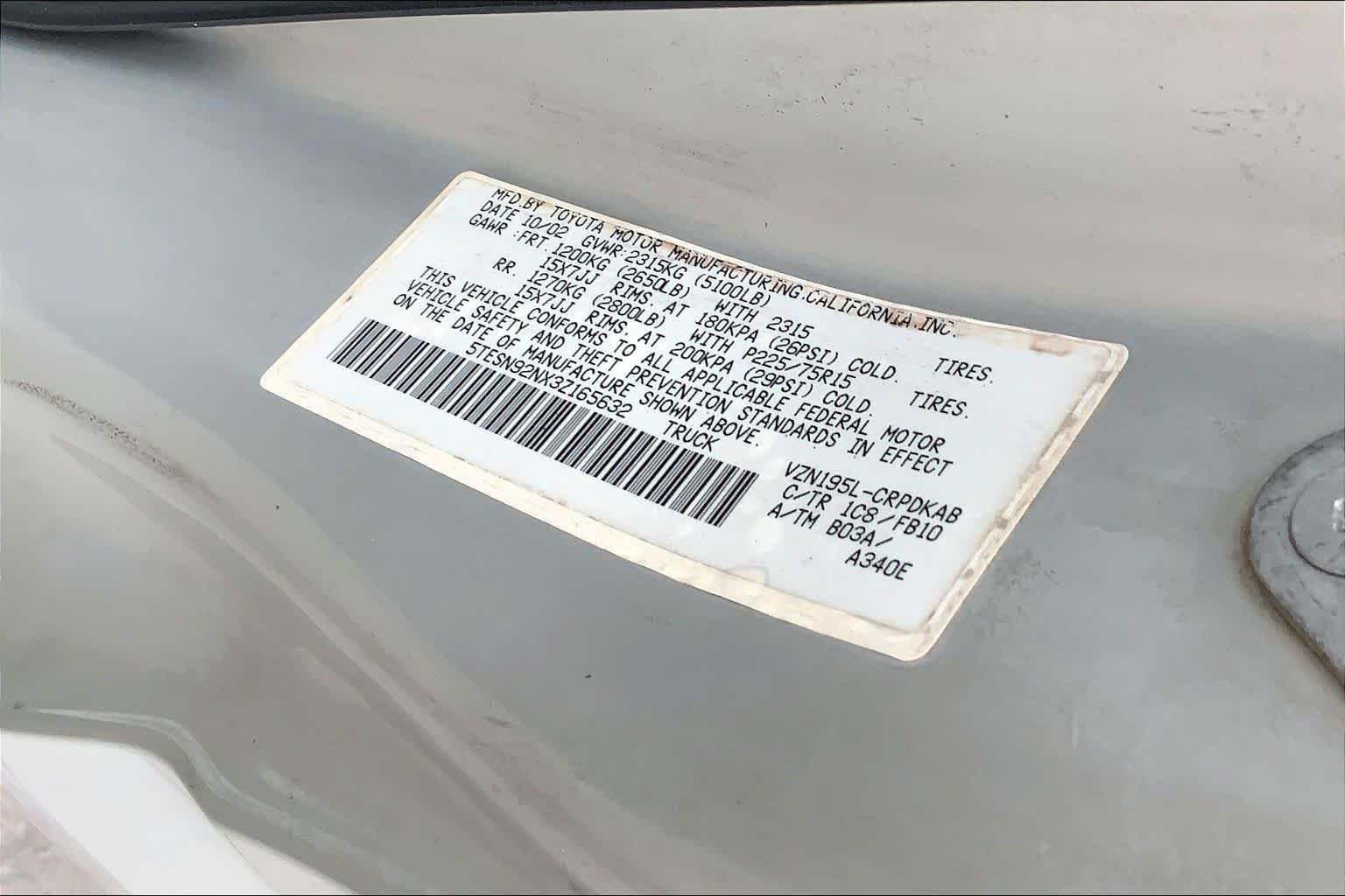 Used 2003 Lunar Mist Metallic Toyota PreRunner image 33