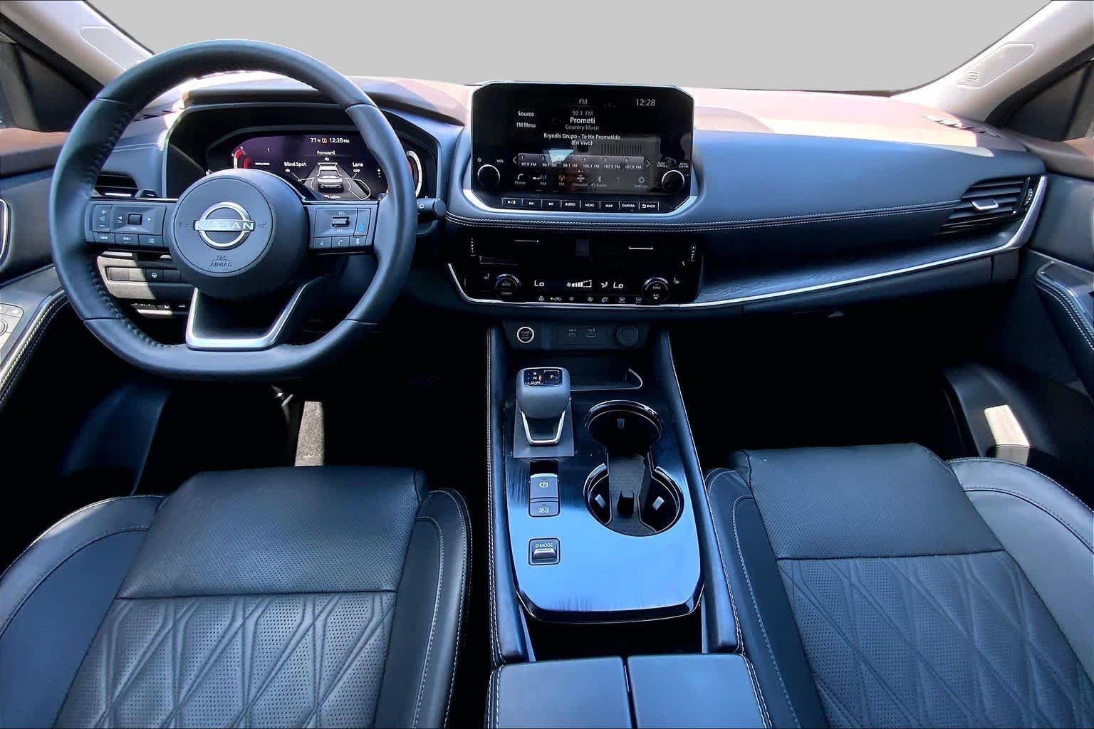 Used 2023 Champagne Silver Metallic Nissan Platinum image 16