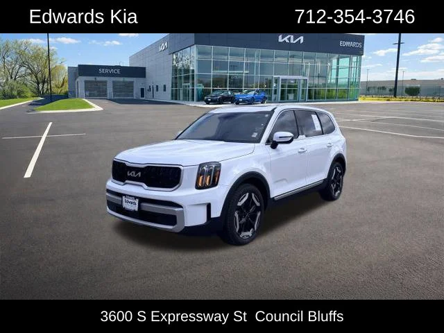 Used 2025 White Kia EX image 1