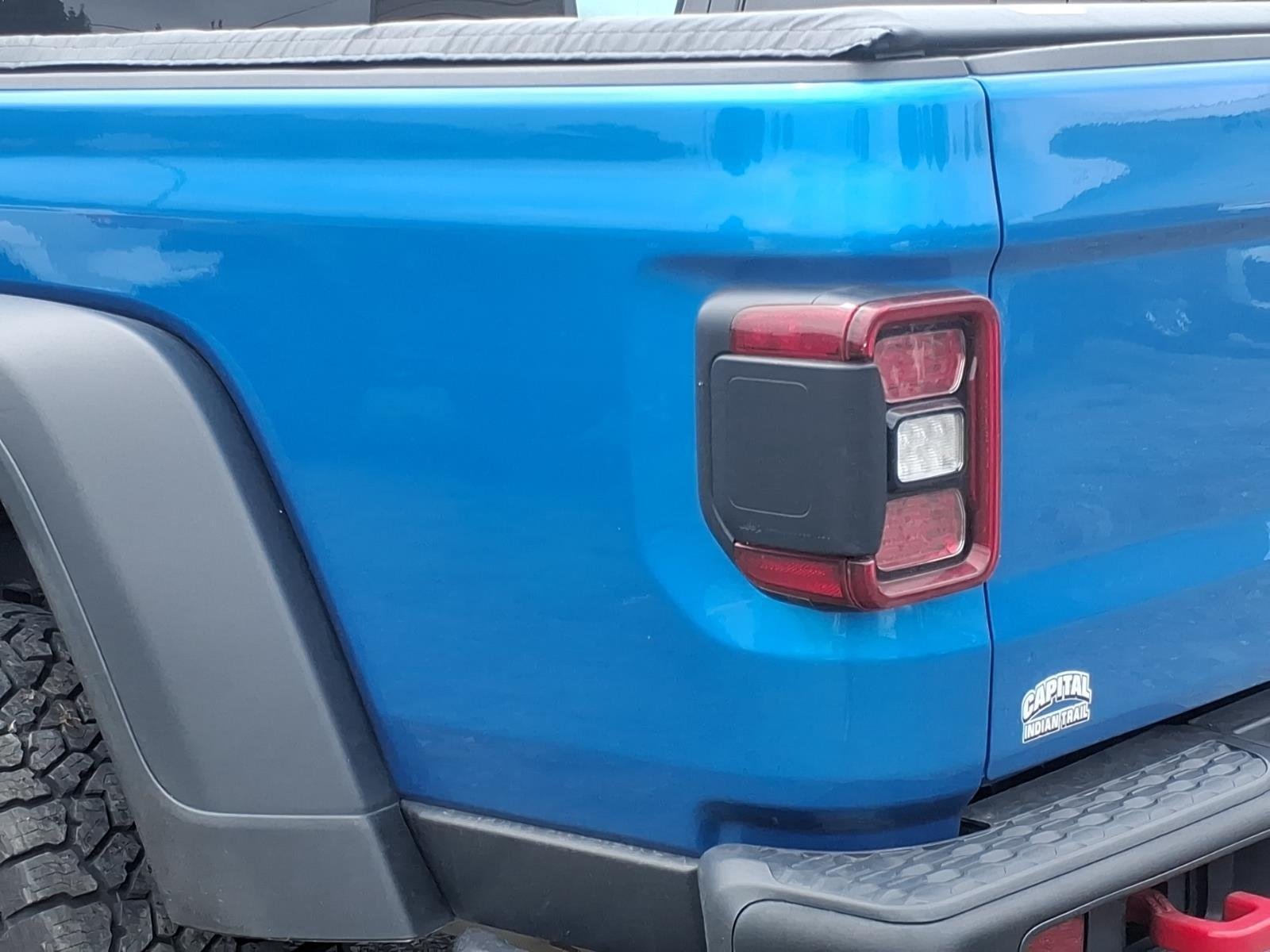 Used 2024 Hydro Blue Pearlcoat Jeep Rubicon image 13