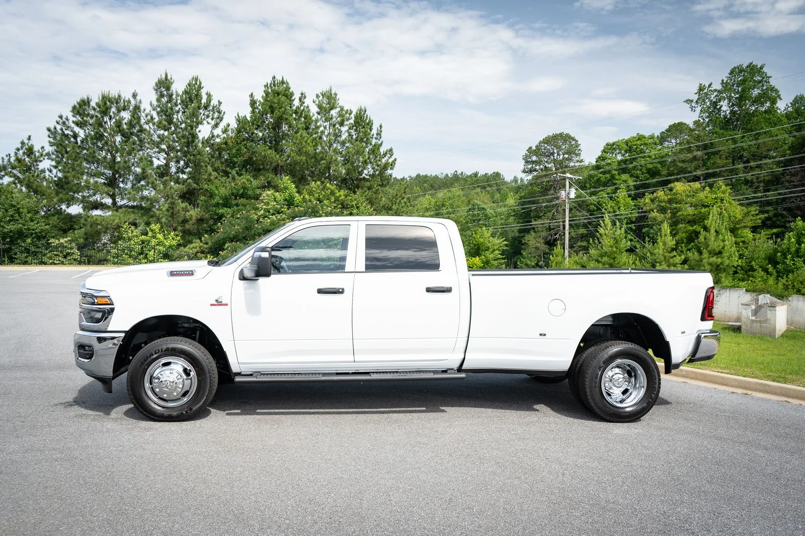 New 2026 White Ram Tradesman image 5
