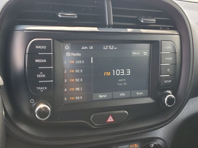 Used 2020 Blue Kia GT-Line image 9