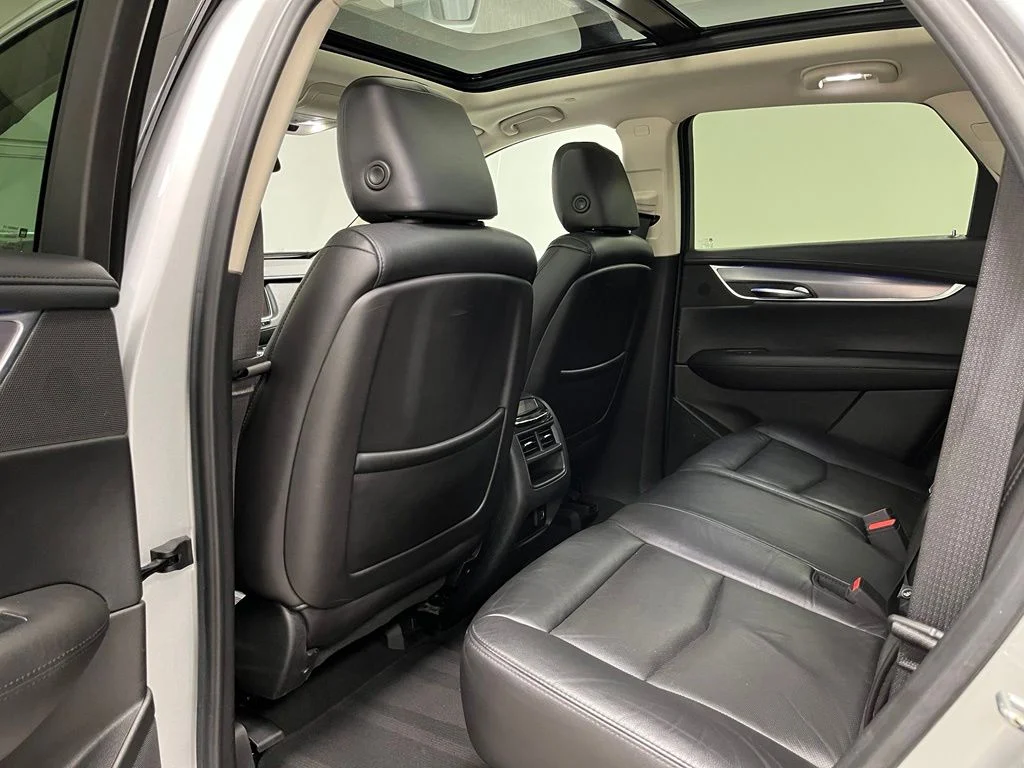 Used 2019 Silver Cadillac Premium Luxury image 41